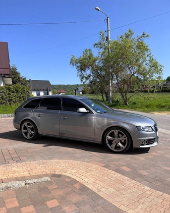 Audi A4 cena 39999 przebieg: 310000, rok produkcji 2010 z Radków małe 352